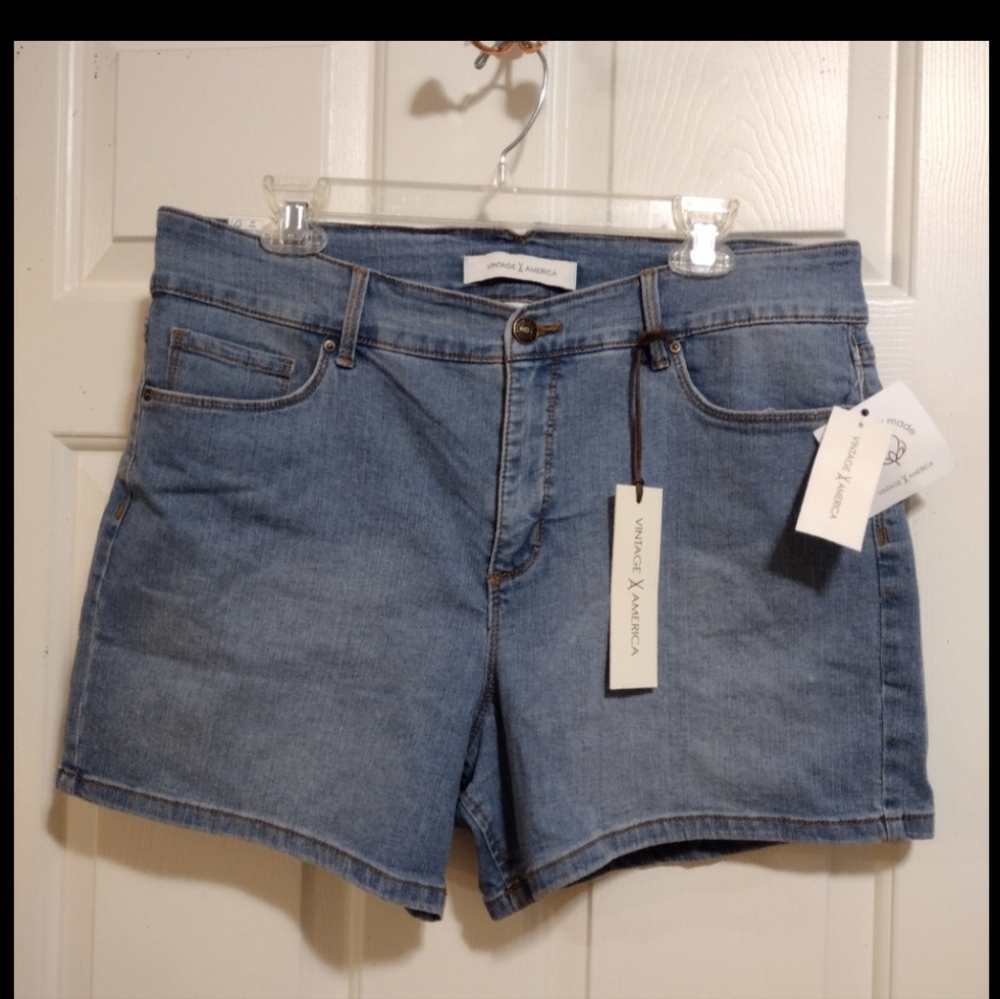 Vintage America Women's High Rise Mid Thigh A-line Short Nena Wash Size …
